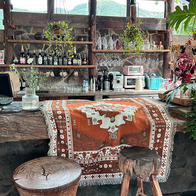 Jacquard Tapestry Picnic Blanket