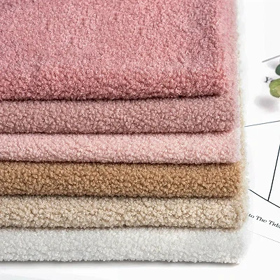 Pārstrādāts poliestera šerpa vilnas audums